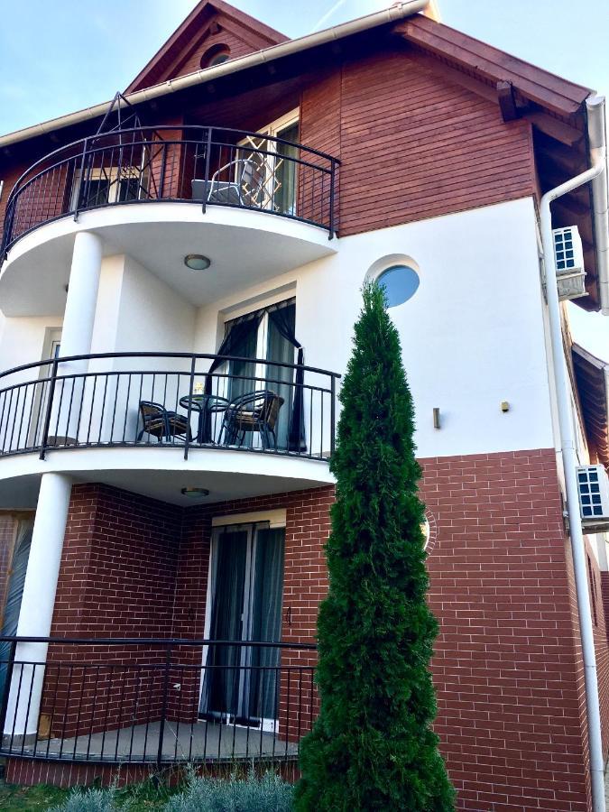 Lake Apartment Hévíz Exteriör bild