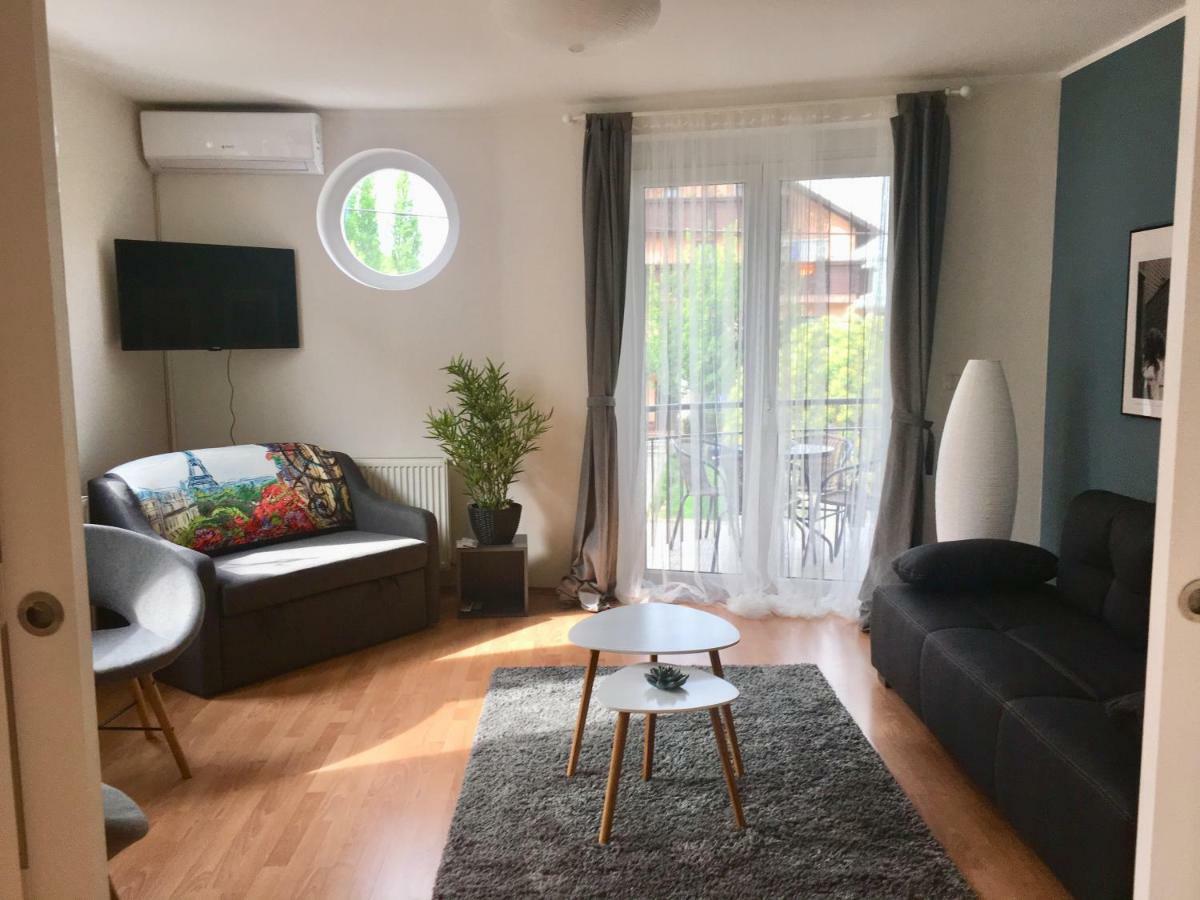 Lake Apartment Hévíz Exteriör bild