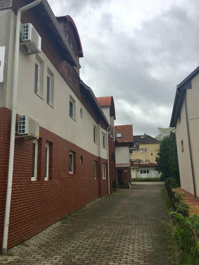 Lake Apartment Hévíz Exteriör bild
